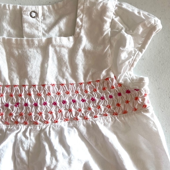 VINTAGE Bubbles. Cotton. Embroidered. Smocking. SUMMER 9-12M - Picture 8 of 16